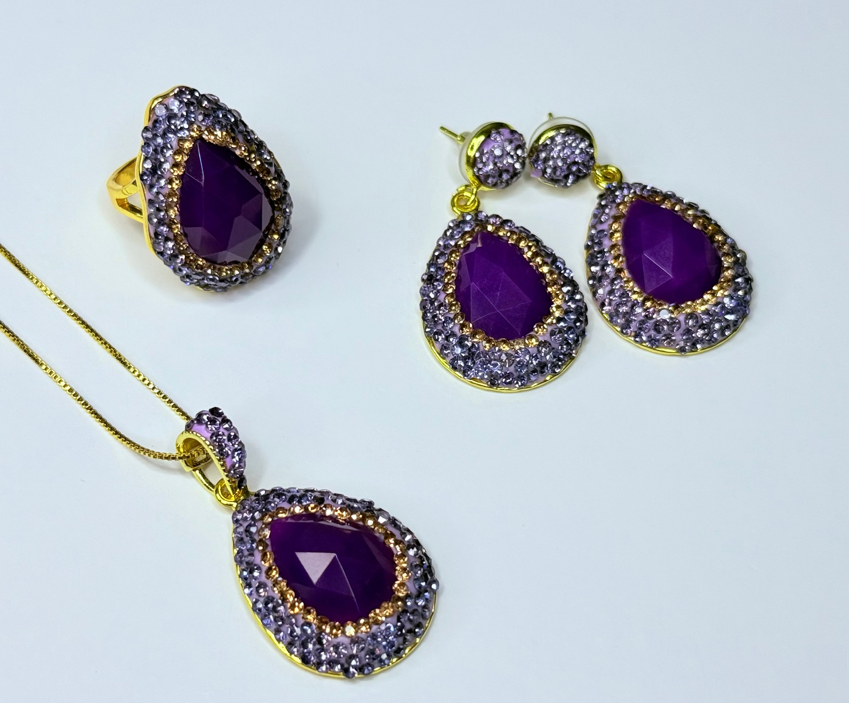 Natural stone agate set.
