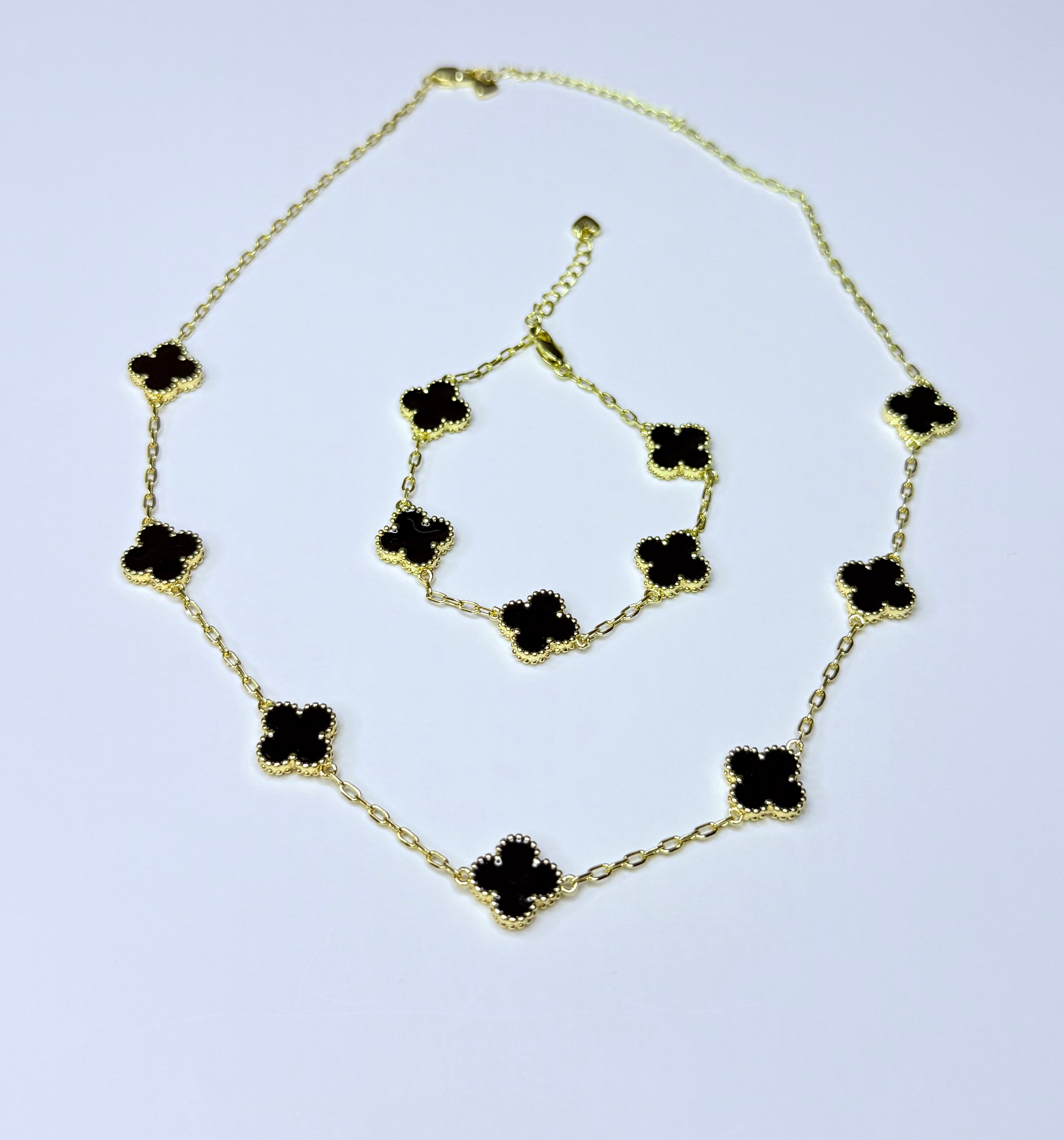 Black flower set.