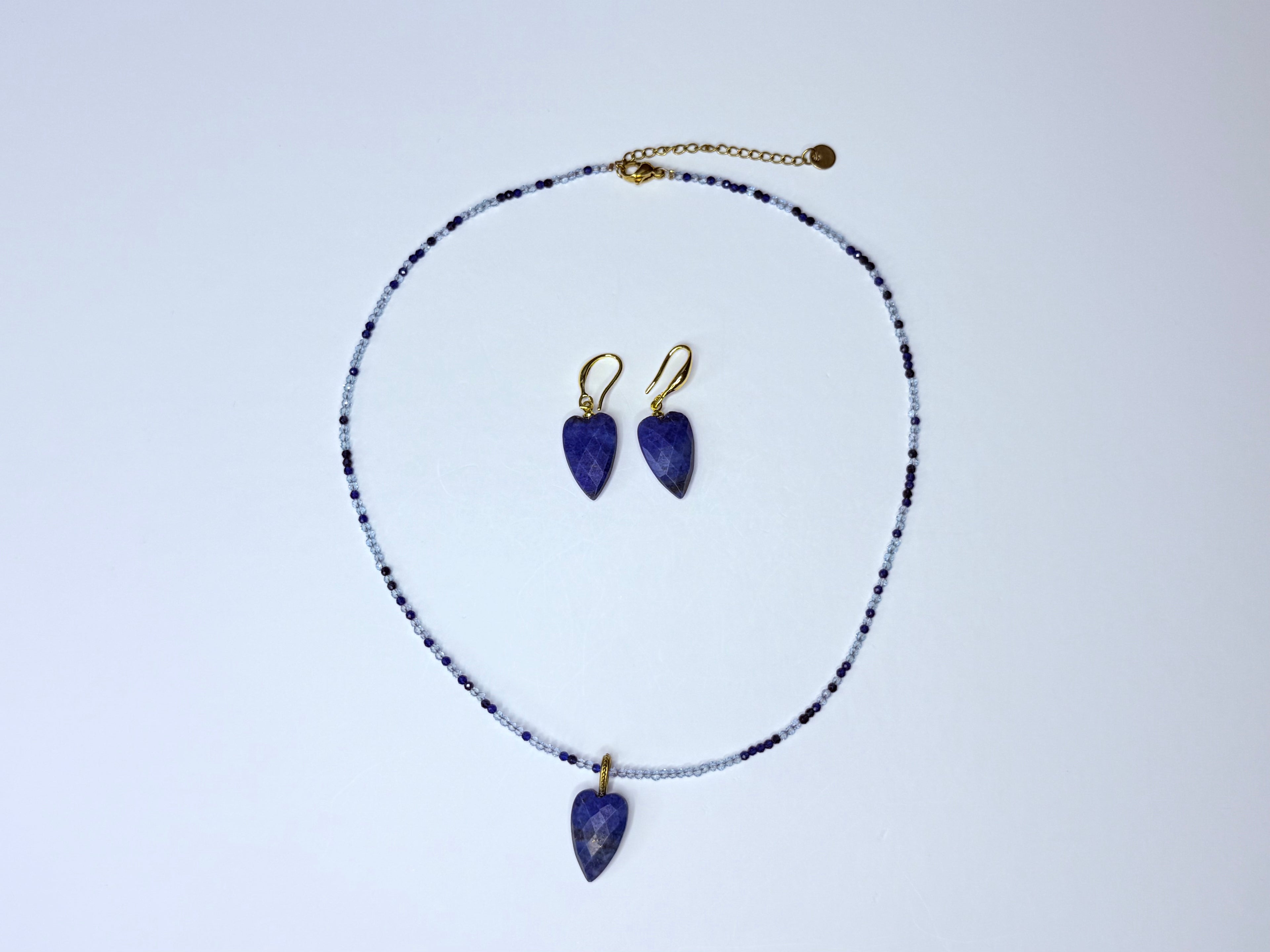 Lapis Lazuli quartz stone set.