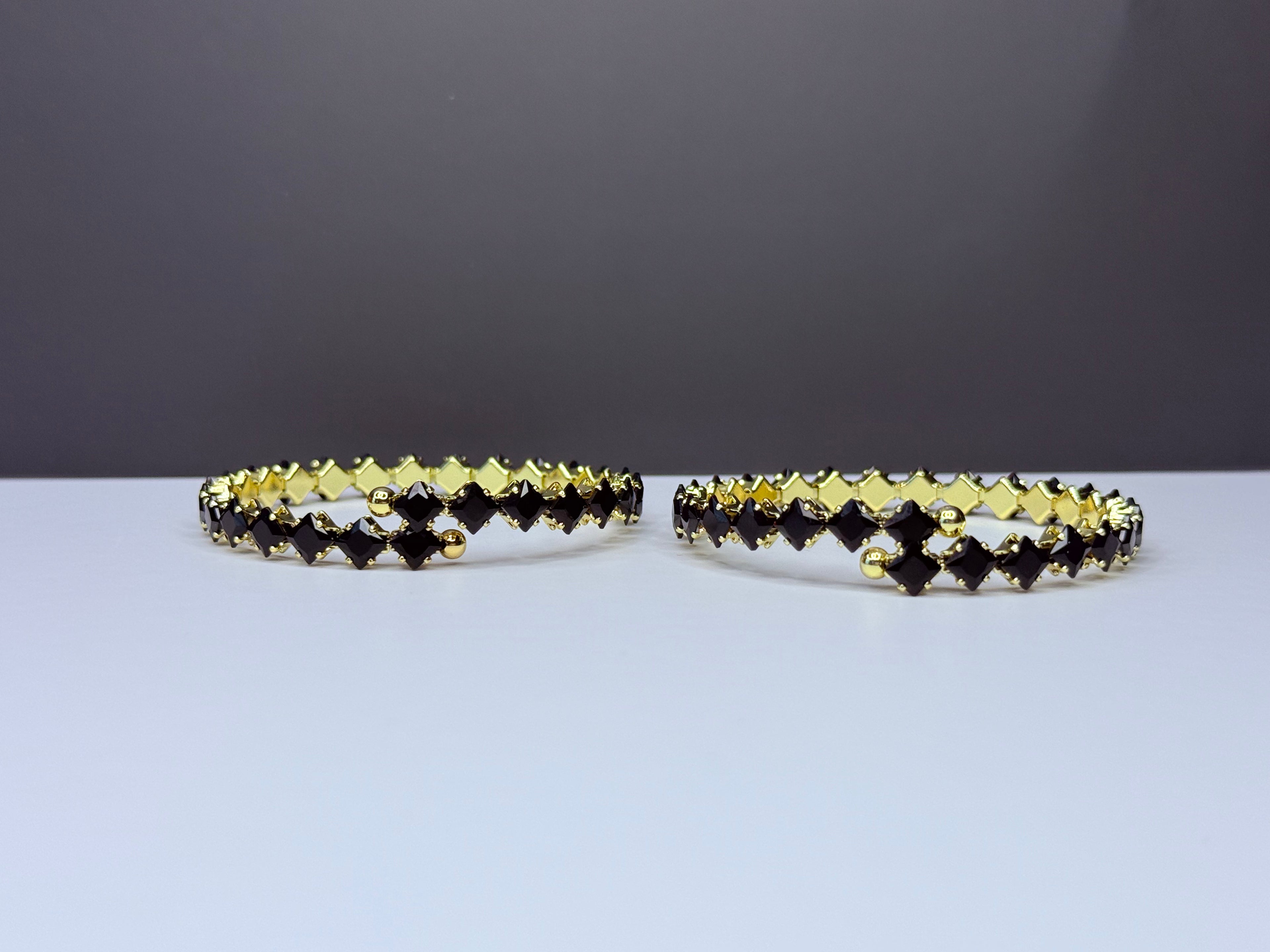 Tennis bracelets black
