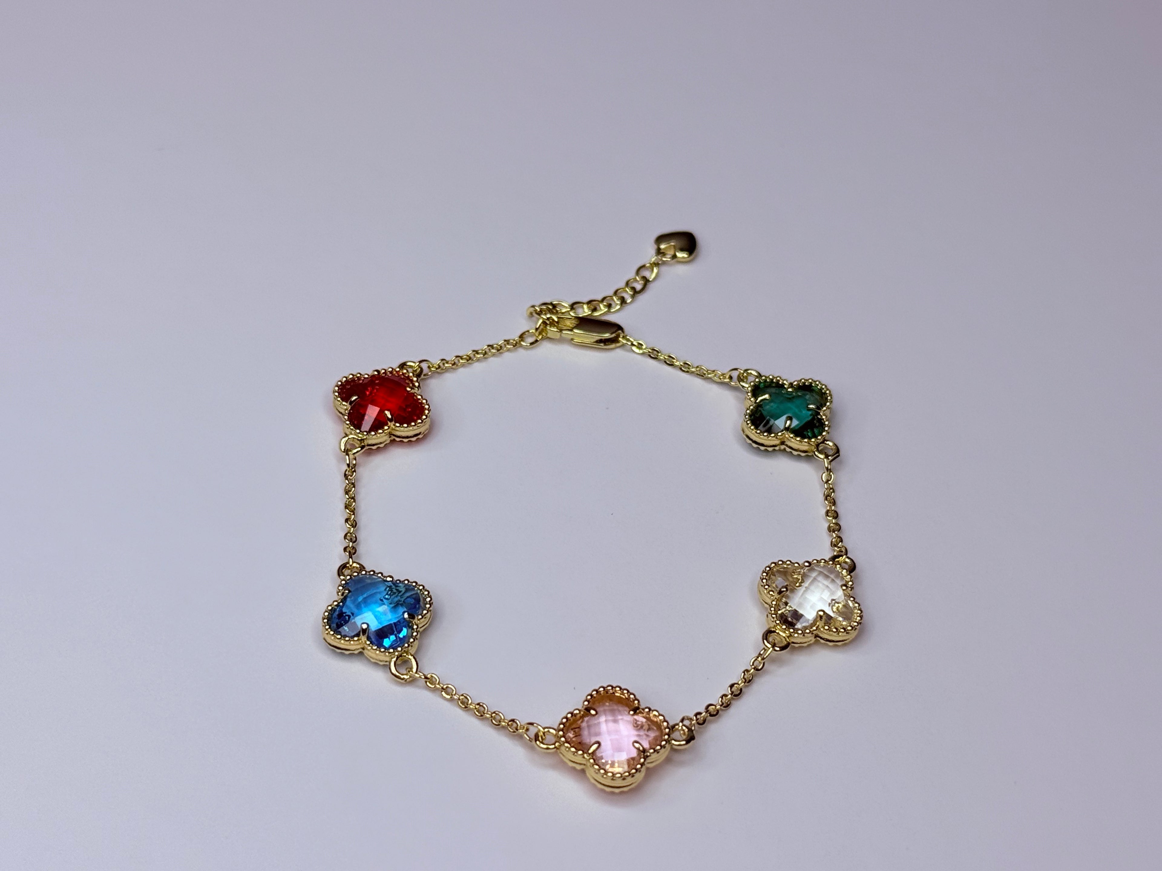 Special mixed-color flower bracelet