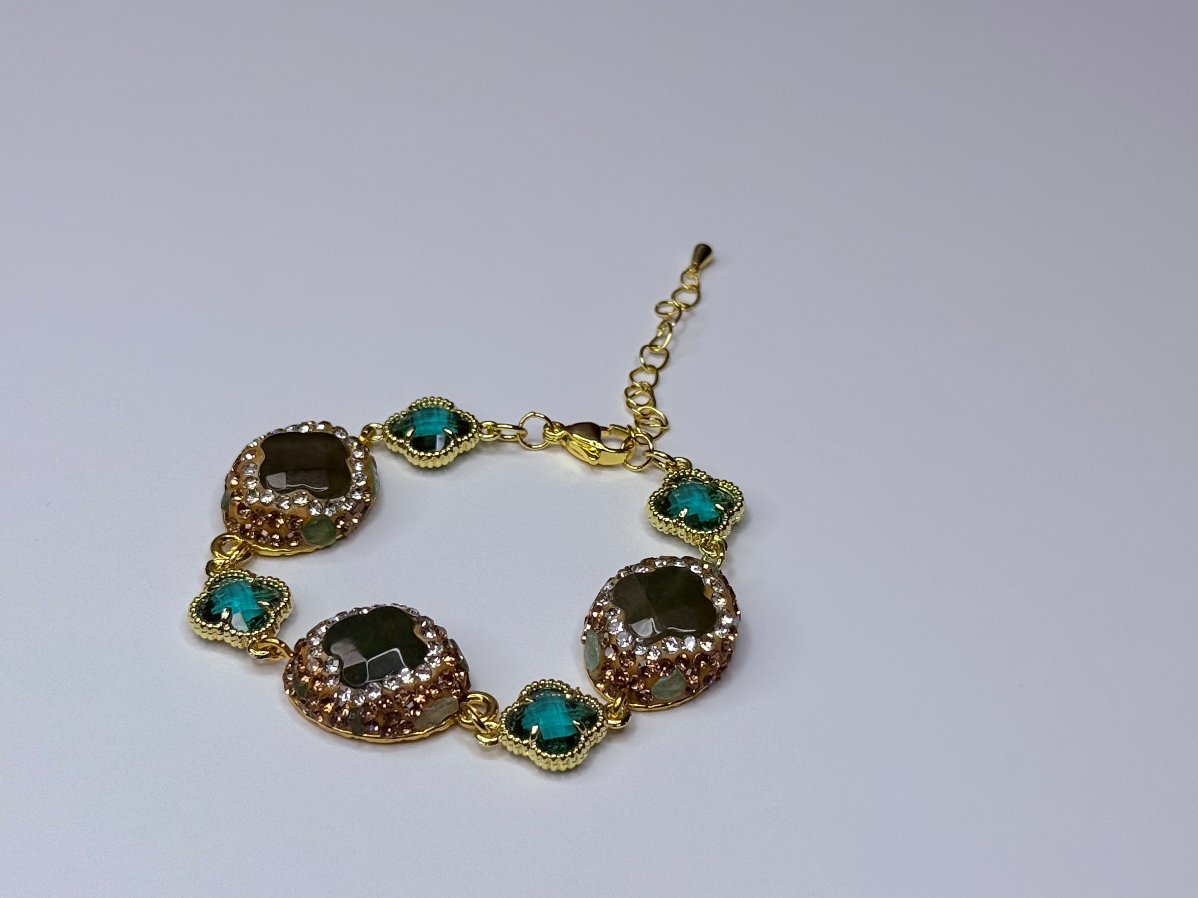 Special floral bracelet with solid crystals and genuine natural stones aventurine.
