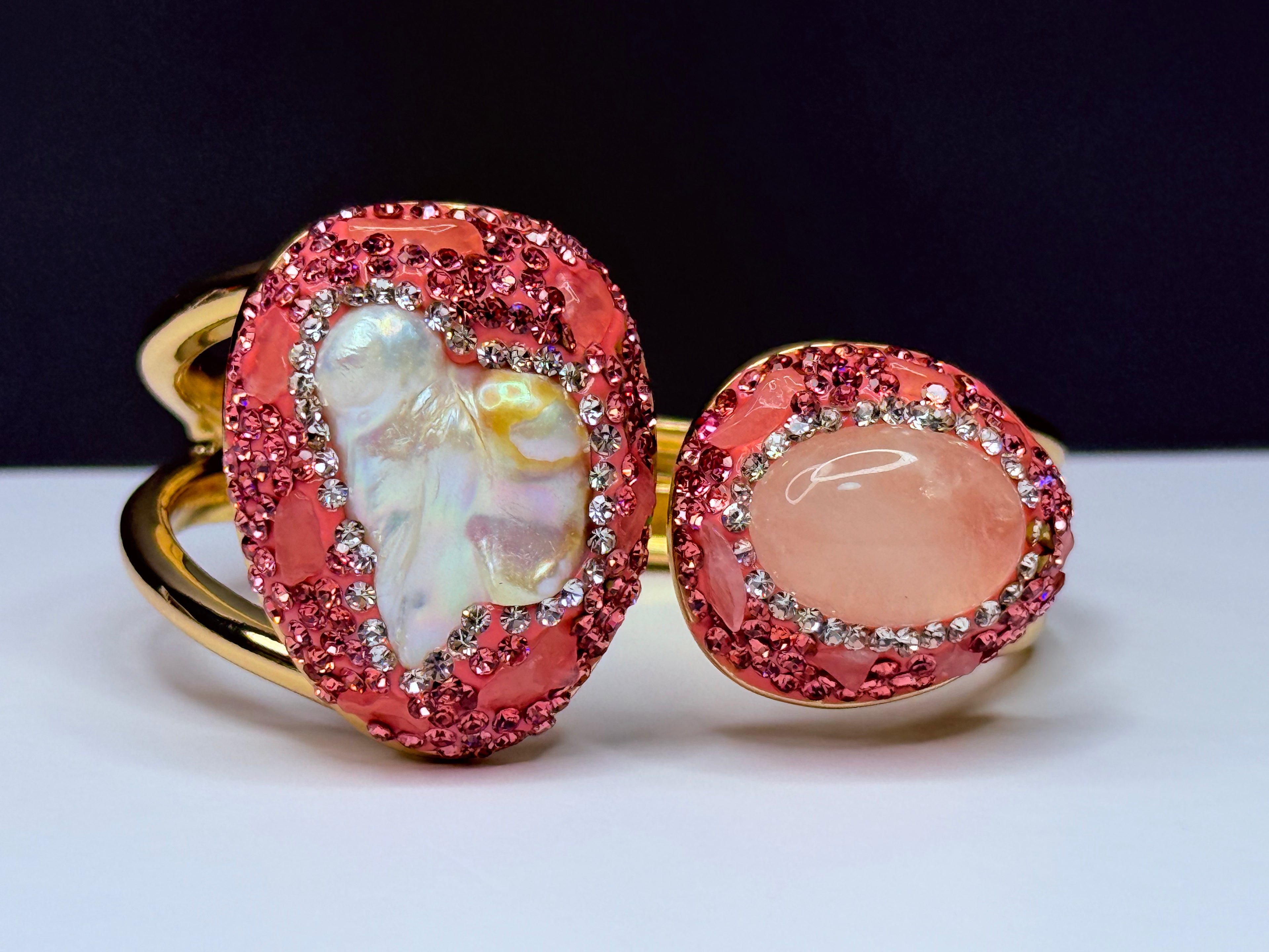 Genuine natural stone rose quartz and mother-the-pearl bracelet