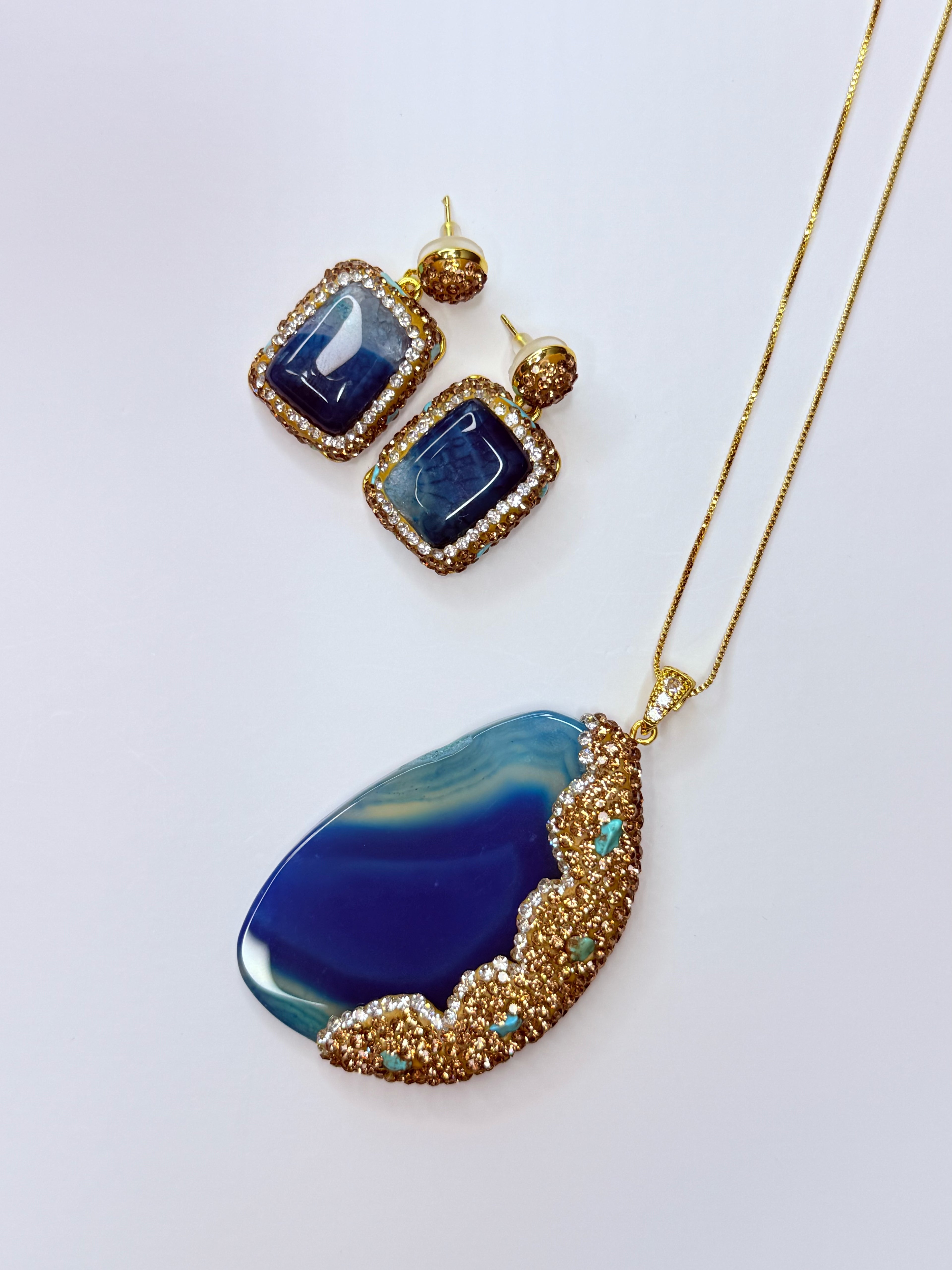 Genuine natural stone blue agate set