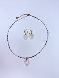 White quartz stone set.