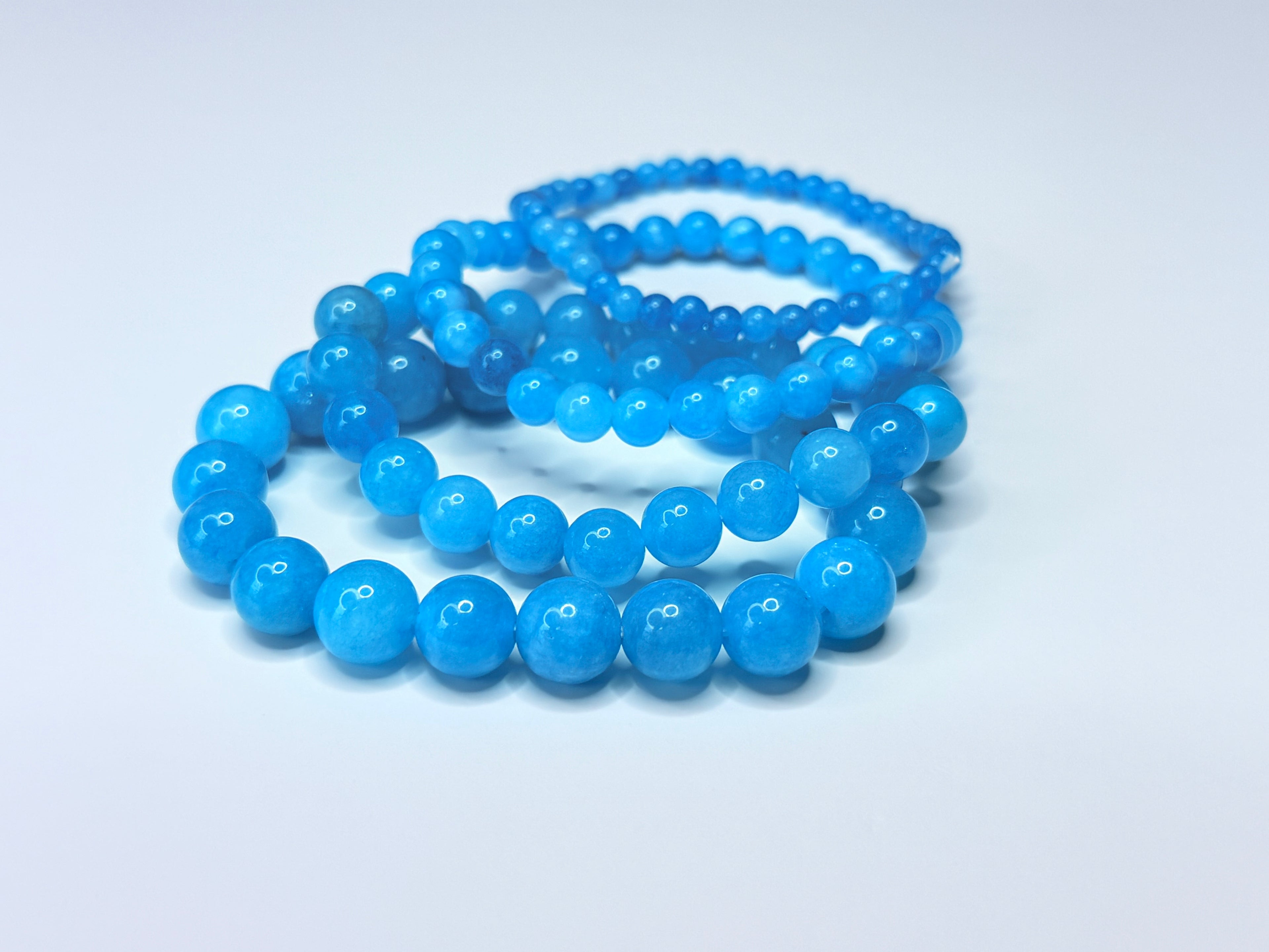Turquoise natural stone bracelet set.