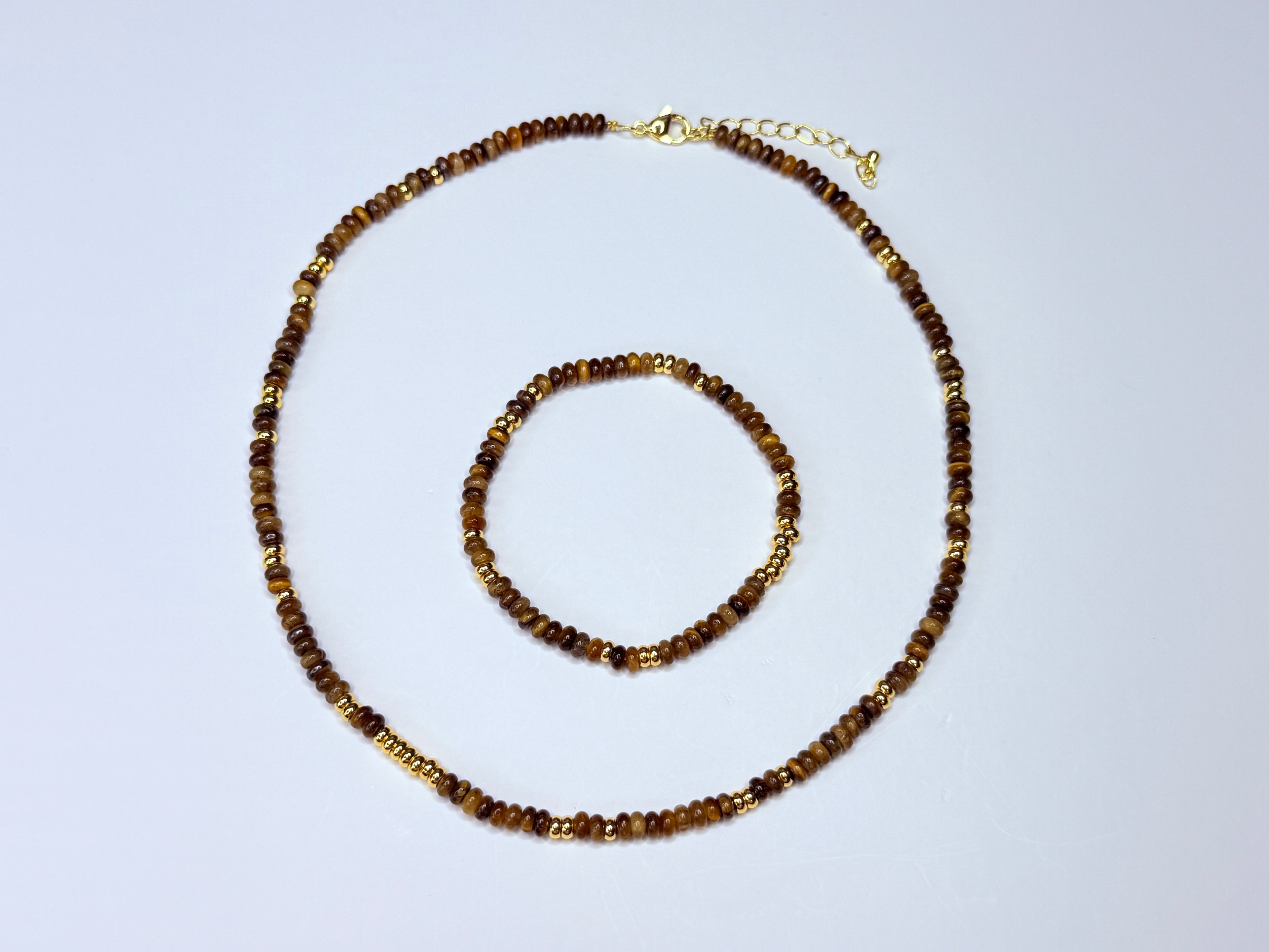 Tiger's eye stone set.